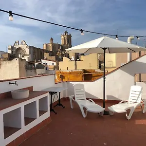 https://apartament-cuirateries.top-hotels-tarragona.com